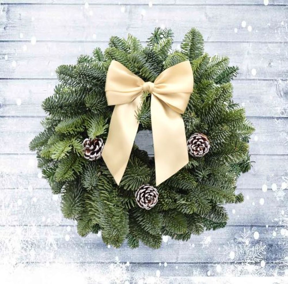Classic Gold with Cones Wreath 8 inch