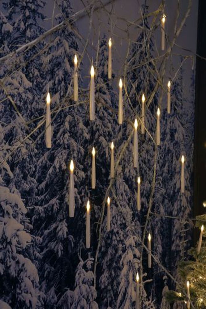 10 WHITE REMOTE CONTROLLED MAGIC CANDLES WITH WAND