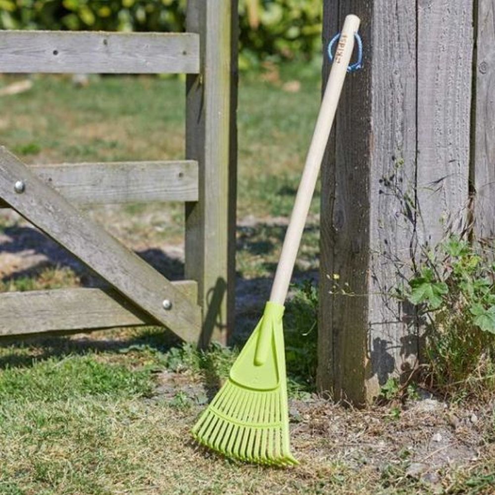 Leaf Rake