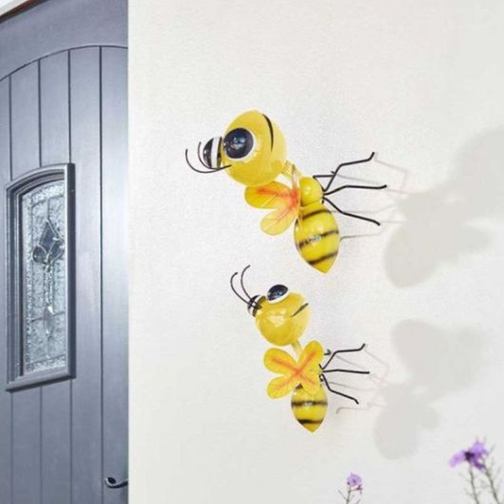 Large Buzee Bee
