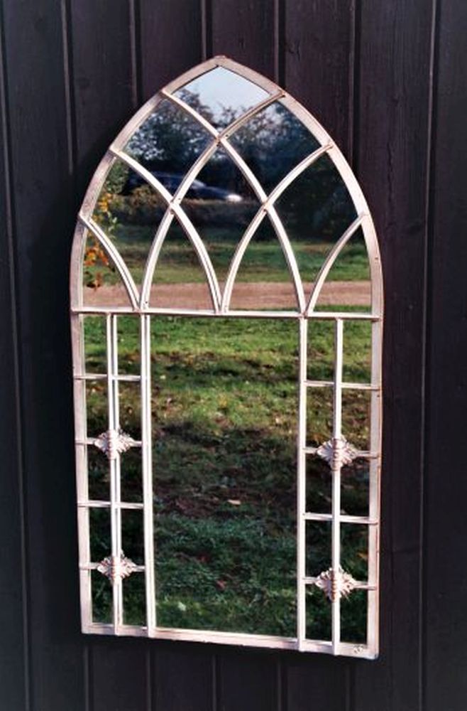 Regal Mirror