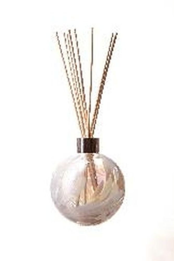 Reed diffuser sphere in white 11.5cm