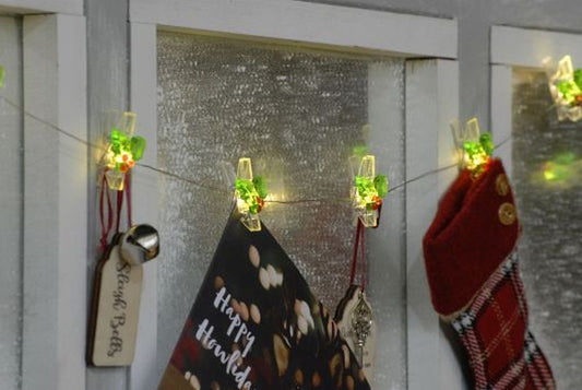 10 bo dewdrop holly peg lights