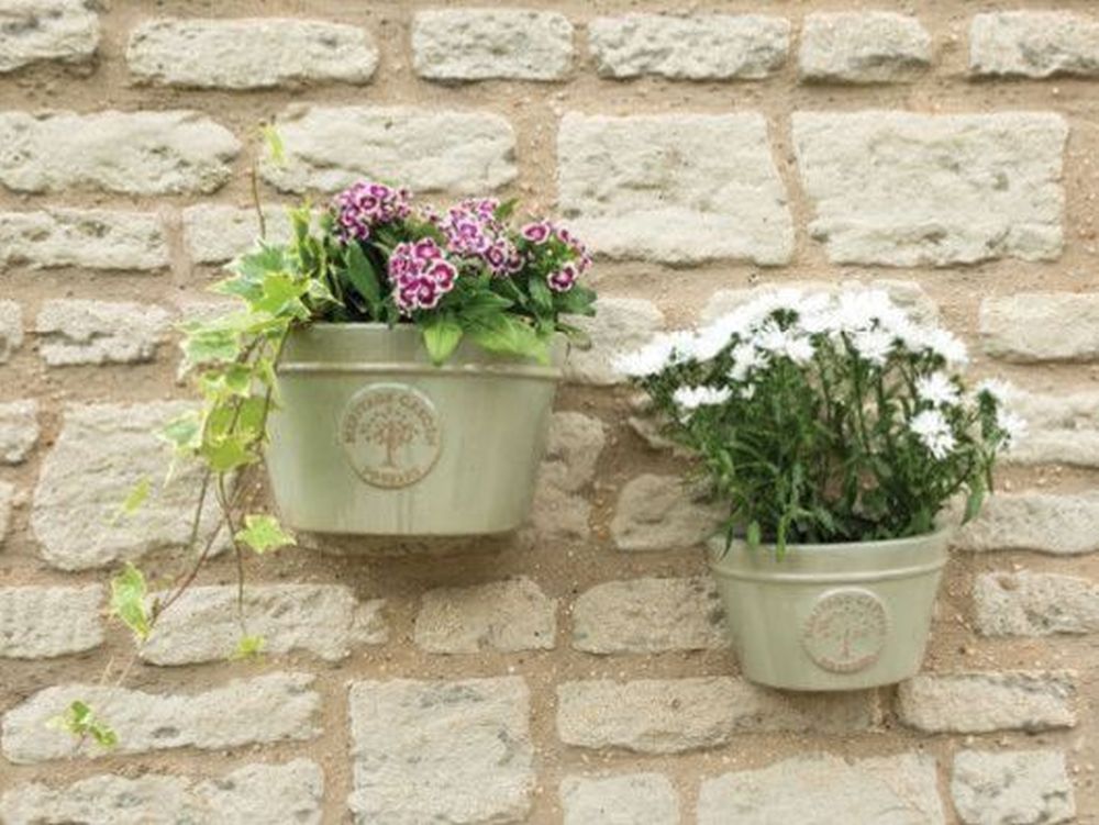 26cm Edwardian Wall Pot G